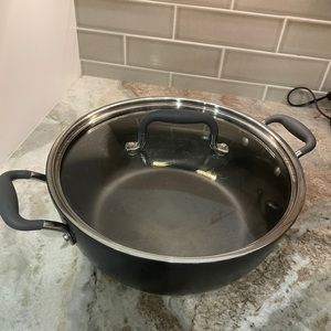 Pampered Chef 7 1/2 quart stock pot